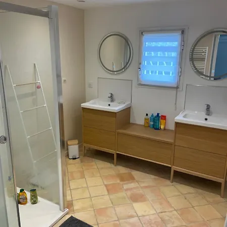 De A Proximite D'hyeres Villa La Crau